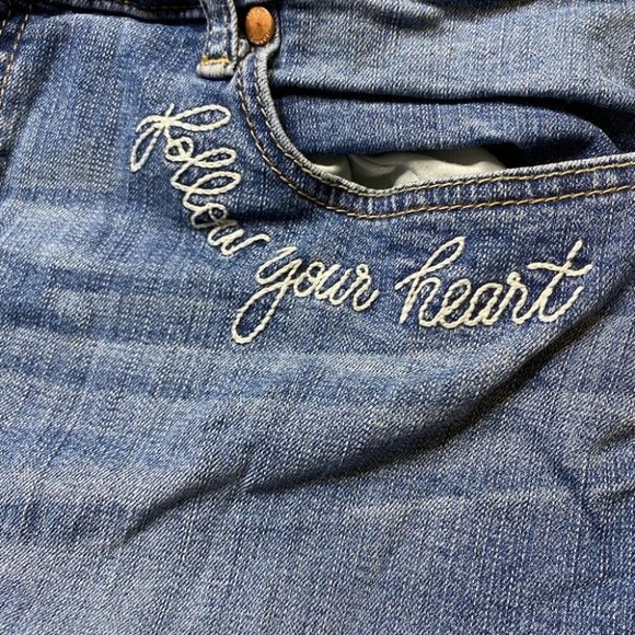 Torrid Girlfriend Stretch Skinny Jeans - Picture 10 of 14